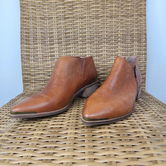 Lucky Brand Shoes Koben Booties Leather Stacked Heels Pointed Brown Size 11 - Picture 1 of 16